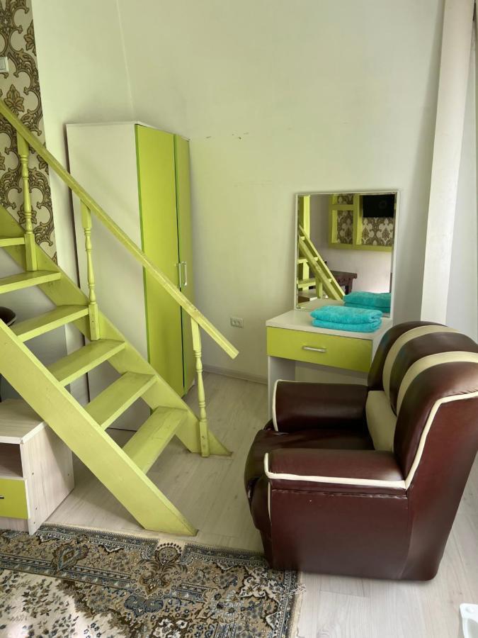 Anisa- Hostel Dushanbe Ngoại thất bức ảnh
