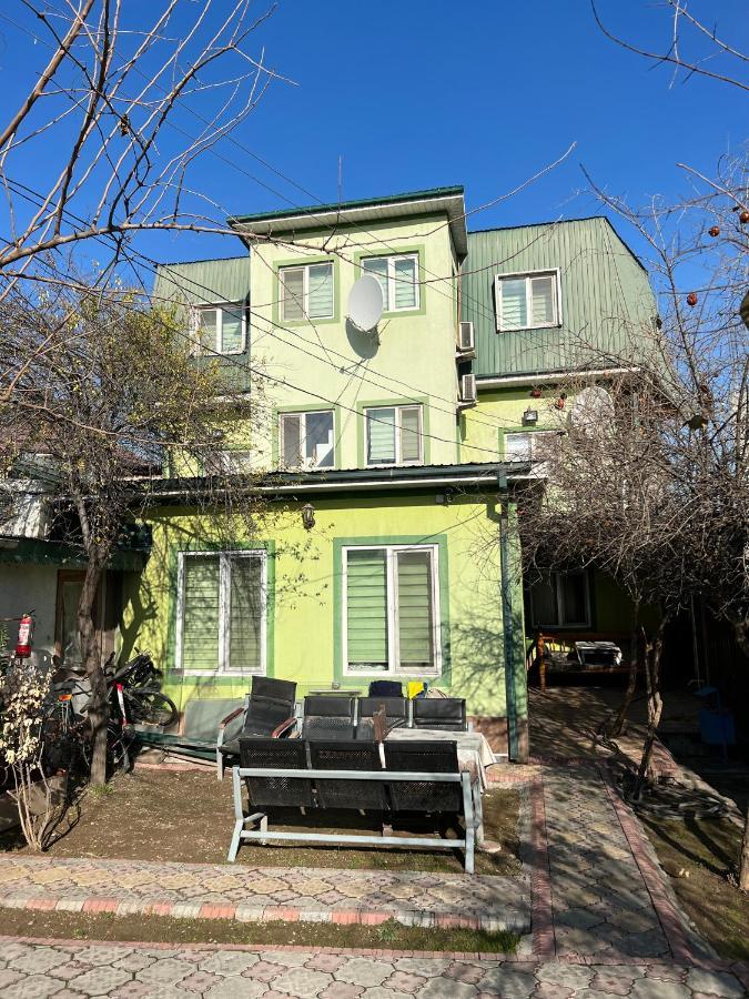 Anisa- Hostel Dushanbe Ngoại thất bức ảnh